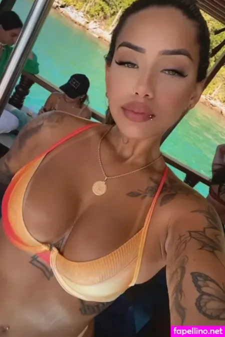 Muito Linda OnlyFans Thumbnail #TFW7IxwmxA