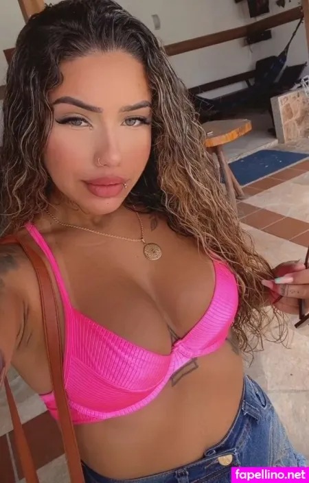 Muito Linda OnlyFans Thumbnail #kYuhWDkzIJ