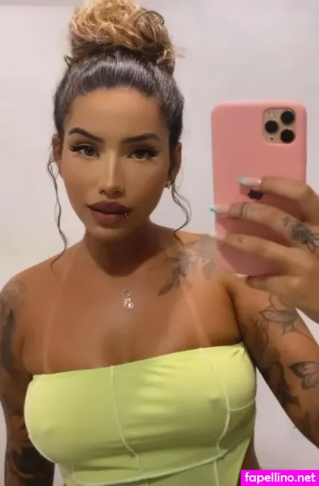 Muito Linda OnlyFans Thumbnail #p2pSPsWS5V