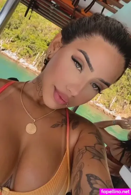 Muito Linda OnlyFans Thumbnail #pIYZsSPjbV