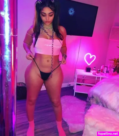 Mulan Viotton OnlyFans Thumbnail #bVTVkW2pr7