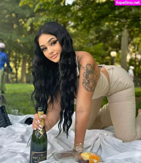 Mulanvuittontv OnlyFans Thumbnail #RyUcuy4C63