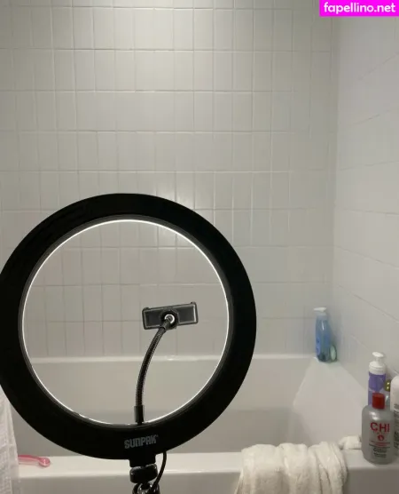 Mulanvuittonvip OnlyFans Thumbnail #0Rm6yxDPHC