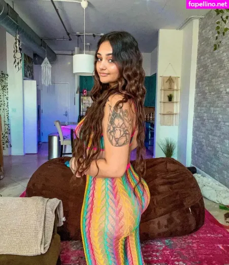 Mulanvuittonvip OnlyFans Thumbnail #sxJgNWOd10