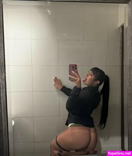 Mulatitaapr OnlyFans Thumbnail #FvIwcpgbRY
