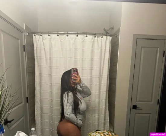 Mulatitaapr OnlyFans Thumbnail #JsD8AiCqSX