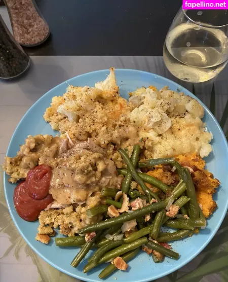 Mummy K OnlyFans Thumbnail #2Cfyj56BaJ