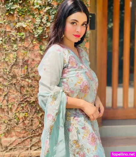 Mumtahina Aria Jahan OnlyFans Thumbnail #I8UU6PGrH4