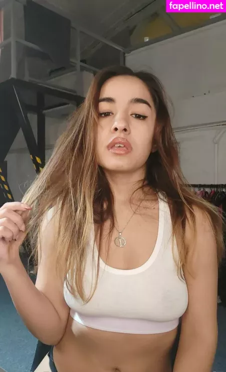 Munequitaenf7 OnlyFans Thumbnail #QmNnReMMXt