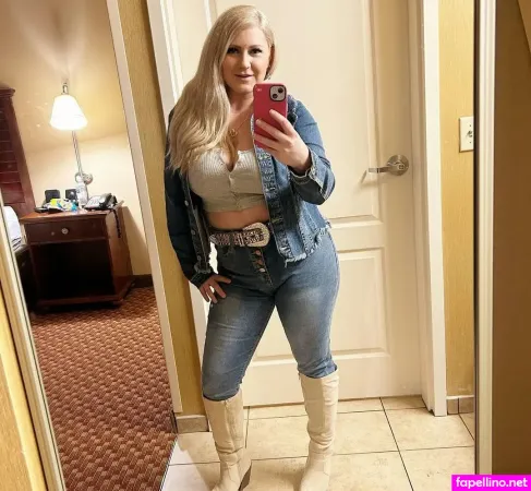 Munica Cooley Vip OnlyFans Thumbnail #4tJw3NdJ6J