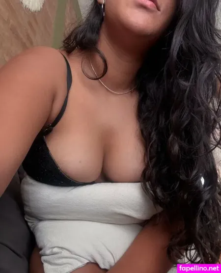 Muniekitasex OnlyFans Thumbnail #GhvN5Ja0b1