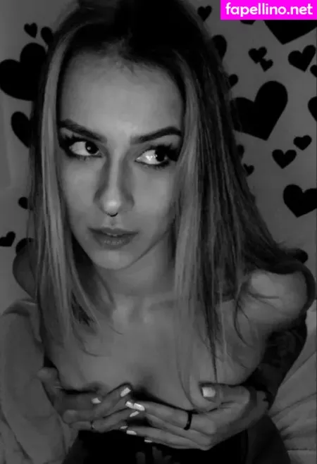 Munique Brum OnlyFans Thumbnail #YrtEorMJua