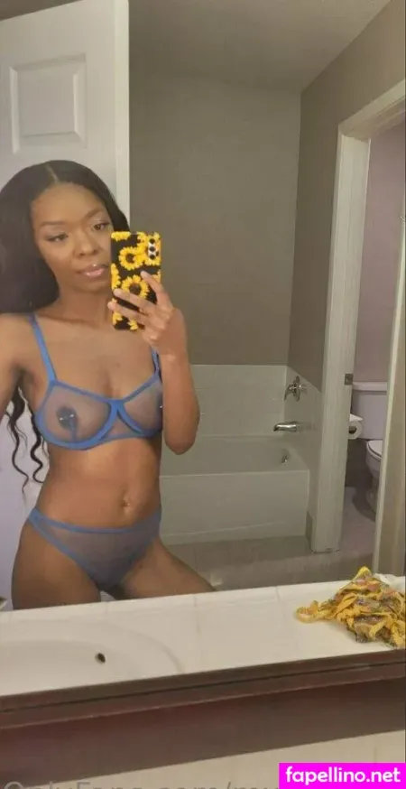 Munromoans OnlyFans Thumbnail #0IACu7ZbjT