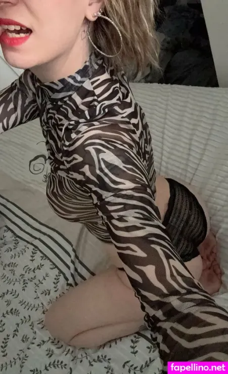 Murmuramour69 OnlyFans Thumbnail #mnOSqHBS2A