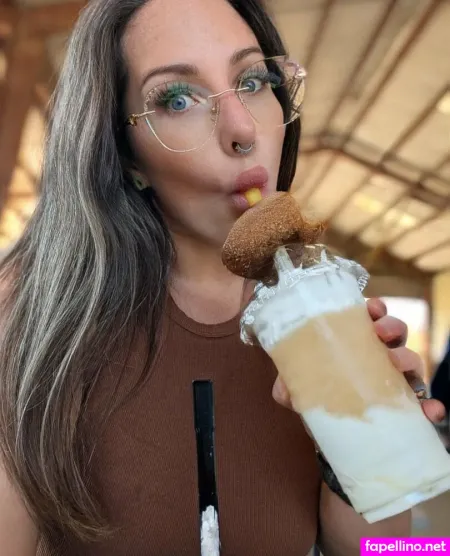 Muscle Mommy OnlyFans Thumbnail #CzJMVWUnDq