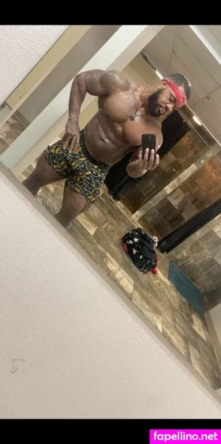 Muscleking1 OnlyFans Thumbnail #XT8vsHGQYv