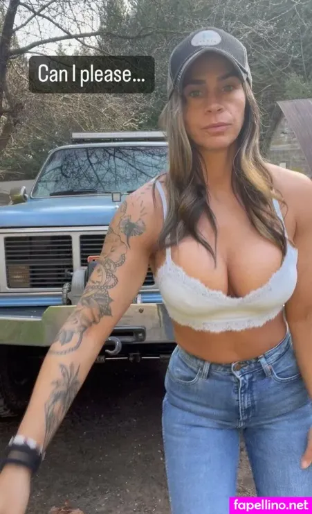 Musclemommyandguns OnlyFans Thumbnail #tH4CZLW2eu