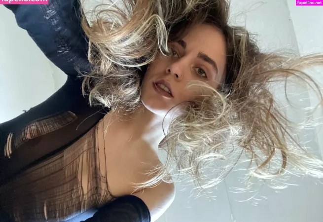 Musemaria OnlyFans Thumbnail #rDv8FhnzNt