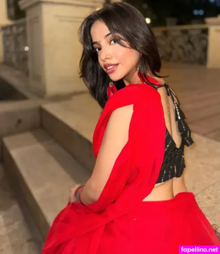 Muskan Karia OnlyFans Thumbnail #y9LH1VNioD