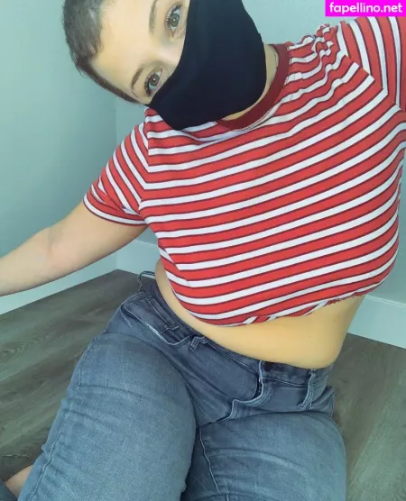 Mustbecoralee OnlyFans Thumbnail #HzJDK4xnYn