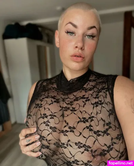 Mutter Teresa OnlyFans Thumbnail #De2qt4oQg3