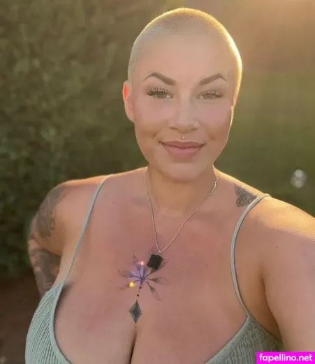 Mutter Teresa OnlyFans Thumbnail #LP1n5fU4T5