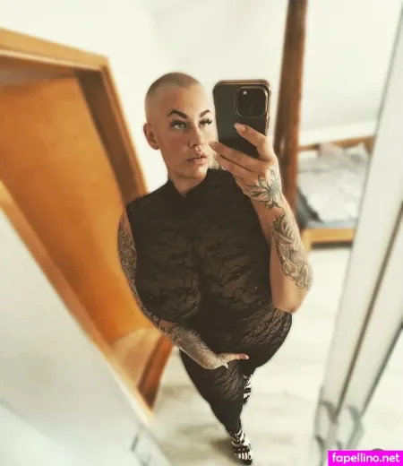 Mutter Teresa OnlyFans Thumbnail #kIb25w8jAk