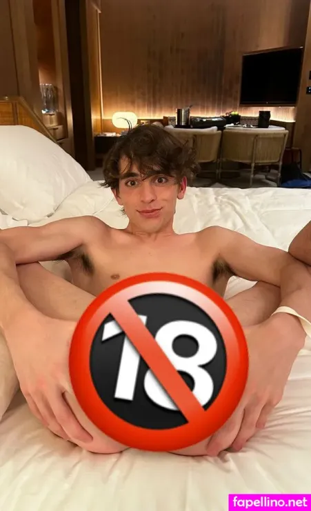 Mxchcuevas 1 OnlyFans Thumbnail #0UdqOwmf6G