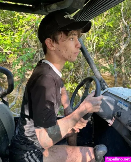 Mxchcuevas 1 OnlyFans Thumbnail #ih4AWHbmCt