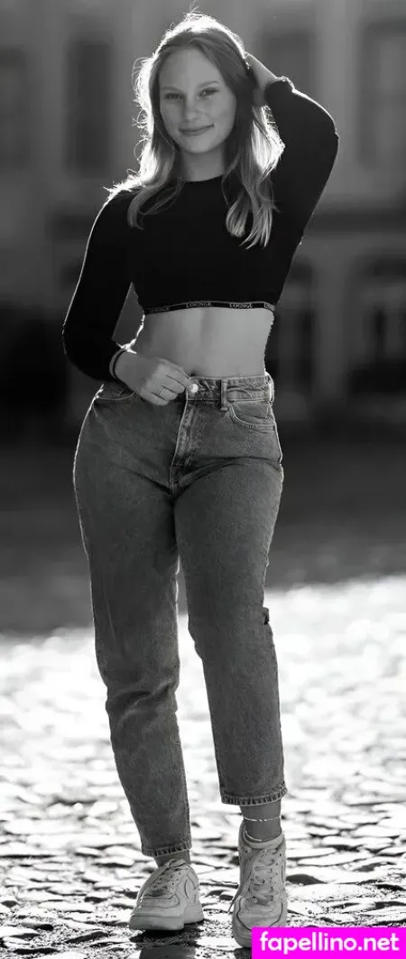 Mxchxllx S Michelle OnlyFans Thumbnail #B3yxMq2M5s