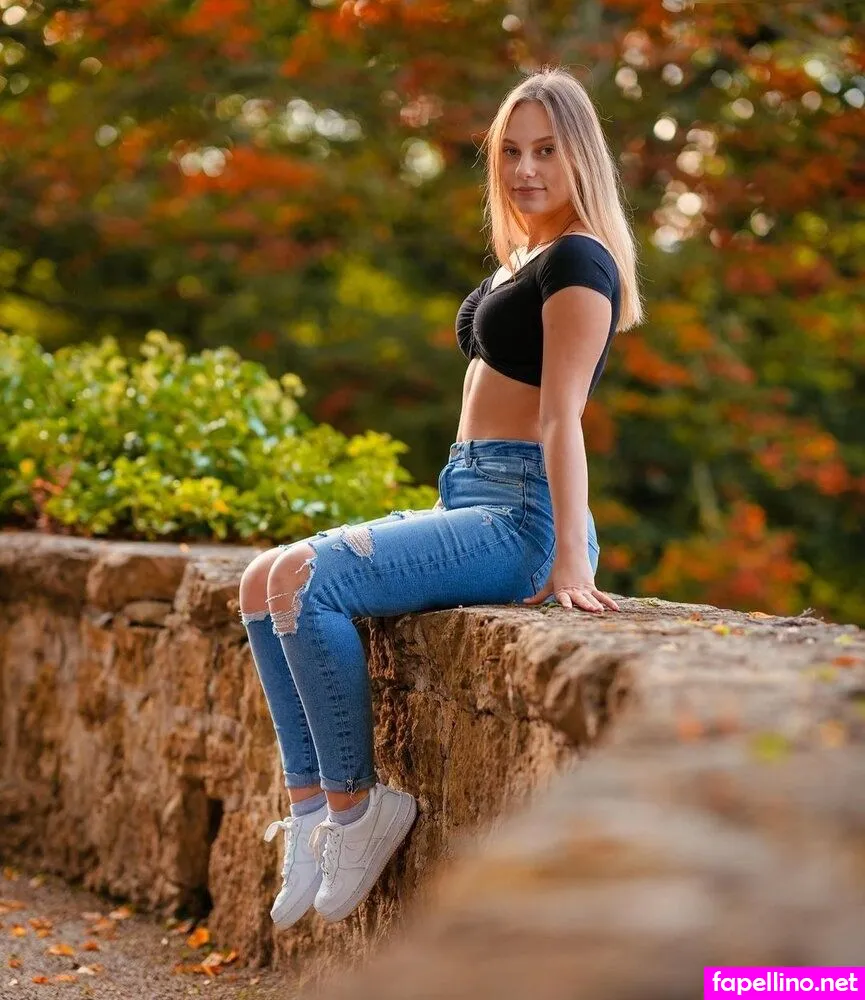 mxchxllx.s Nude Leaked OnlyFans Photo #DHCOA55BLm