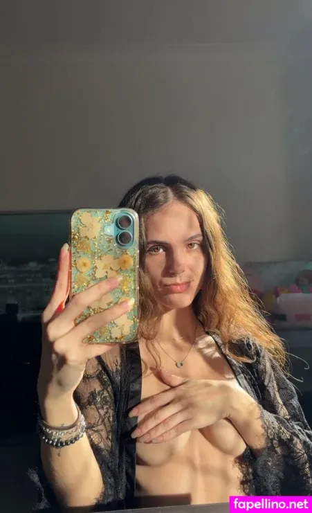 Mxllybxby OnlyFans Thumbnail #vj1FZ9Ubff