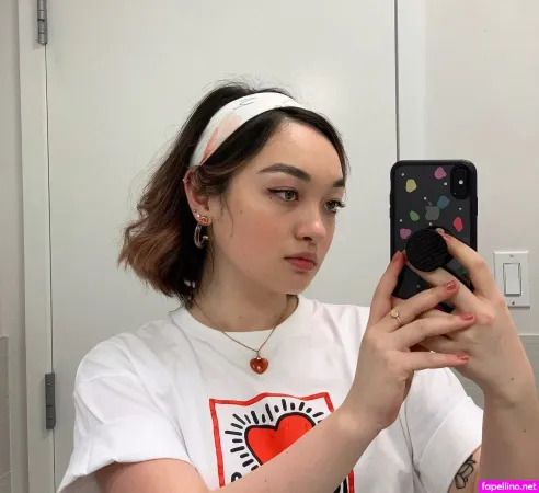 Mxmtoon OnlyFans Thumbnail #80UoJUs5Qz