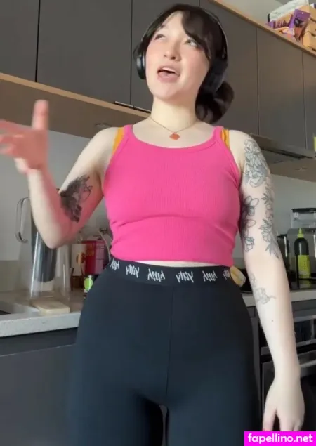 Mxmtoon OnlyFans Thumbnail #BKsRGoI7YN