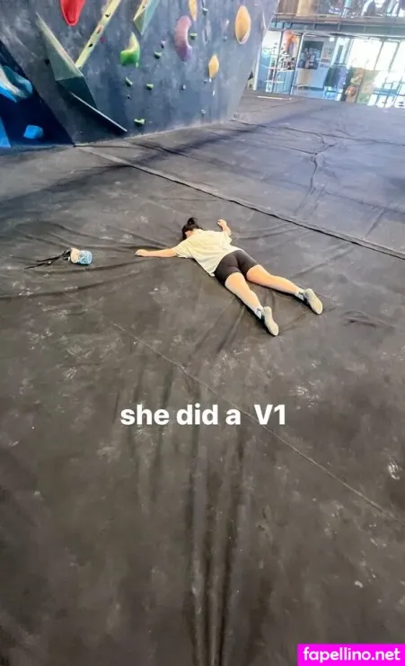 Mxmtoon OnlyFans Thumbnail #SJ0zWrCmeR