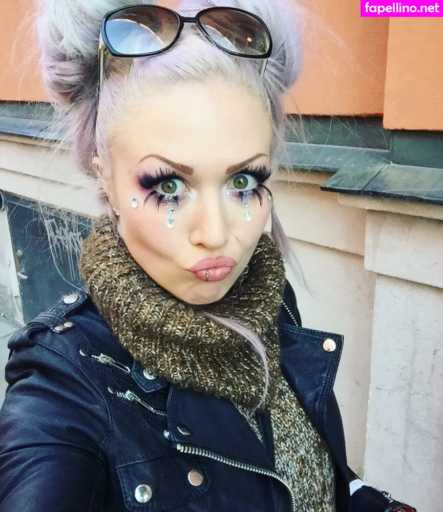 Mylittlevronie, Vronie666 Nude Leaked OnlyFans Photo #DJQALq4Hmm