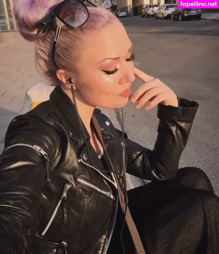 My Little Vronie OnlyFans Thumbnail #ERbMdSGlYQ