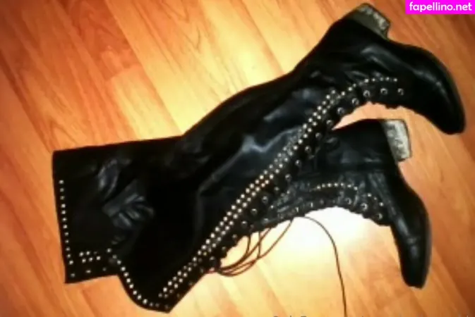 My Ruby Lips Paid OnlyFans Thumbnail #9wA3iOsiWK