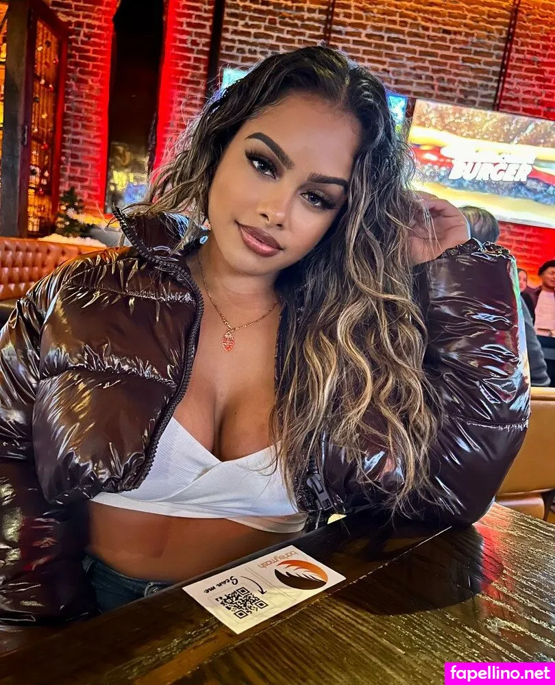 Loveemyaa, theeislandgal, theeislandgall Nude Leaked OnlyFans Photo #eota1cIVOX