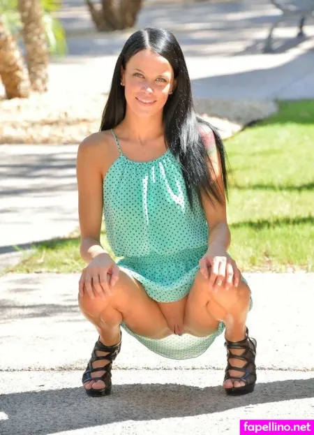 Mya Summer OnlyFans Thumbnail #7nQ4c0SYf8