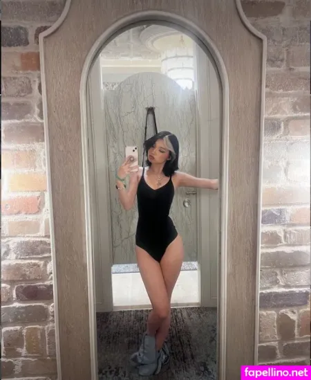 Mya Zapata OnlyFans Thumbnail #8SRKsctFUz