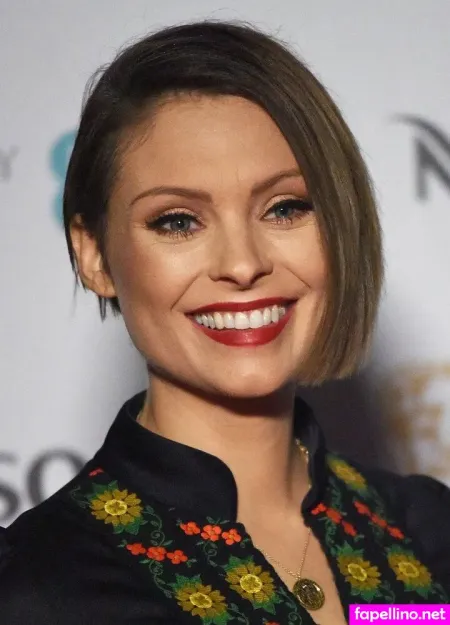 Myanna Buring OnlyFans Thumbnail #DMFbYtIDRU