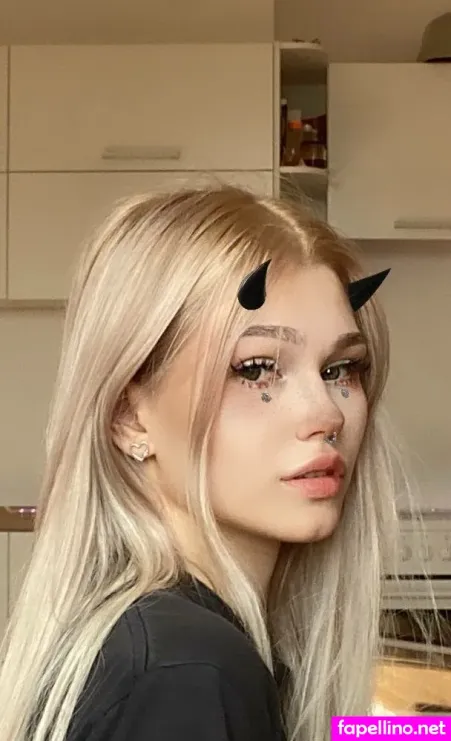 Myapril OnlyFans Thumbnail #Ge9suKg9HV