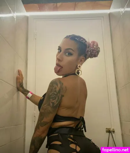 Myastarx25 OnlyFans Thumbnail #2HOp7BxtTV