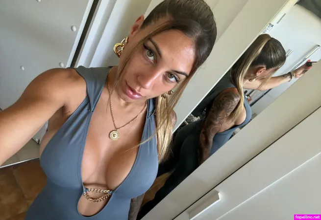 Myastarx25 OnlyFans Thumbnail #oWKwRmXpJS