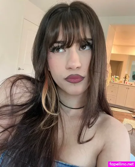 Myaurasinsane OnlyFans Thumbnail #rniUI1nmy5
