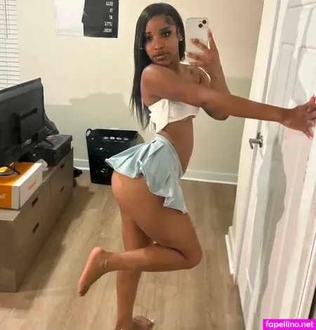 Myaxunique OnlyFans Thumbnail #GAm4pCB1np