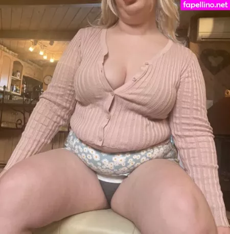 Myfatblondegf OnlyFans Thumbnail #UEsM1Qyvr7