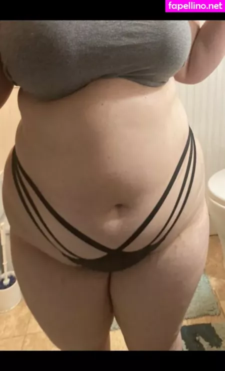 Myfatblondegf OnlyFans Thumbnail #kpOB4cyDJg