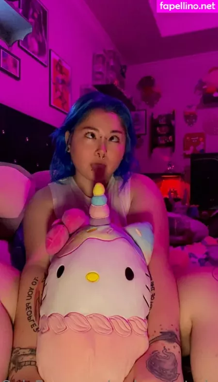 Myherocatademiafree OnlyFans Thumbnail #3vtMbd7Xia